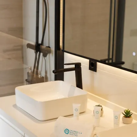 Banus - Medina Garden New Brand شقة ماربيا
